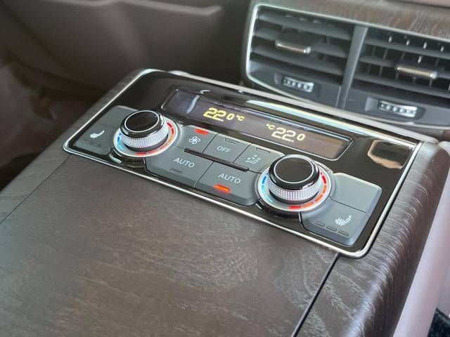 Audi A8 2016-04 187374-5