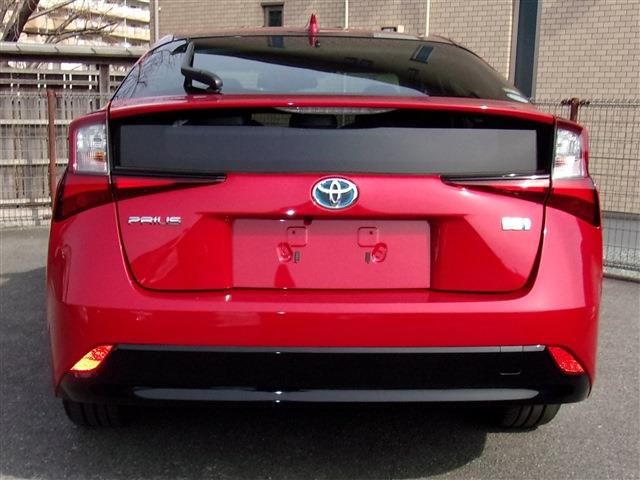 Toyota PRIUS 2020-01 1891-10