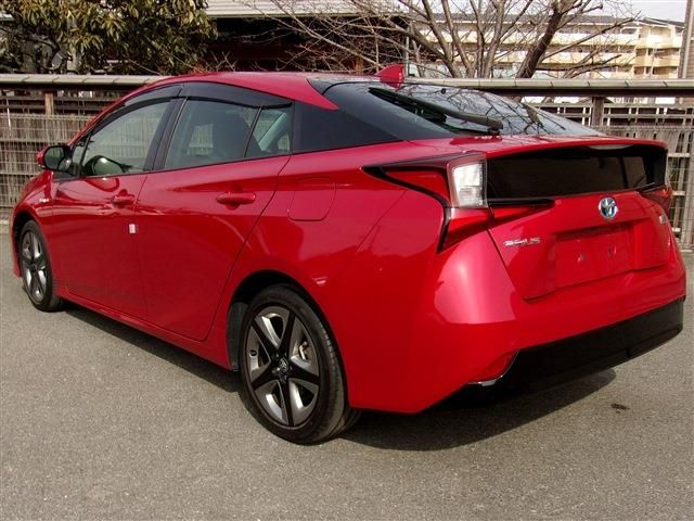 Toyota PRIUS 2020-01 1891-9