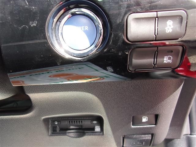 Toyota PRIUS 2020-01 1891-24