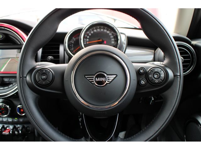 Bmw MINI 2020-10 703-22