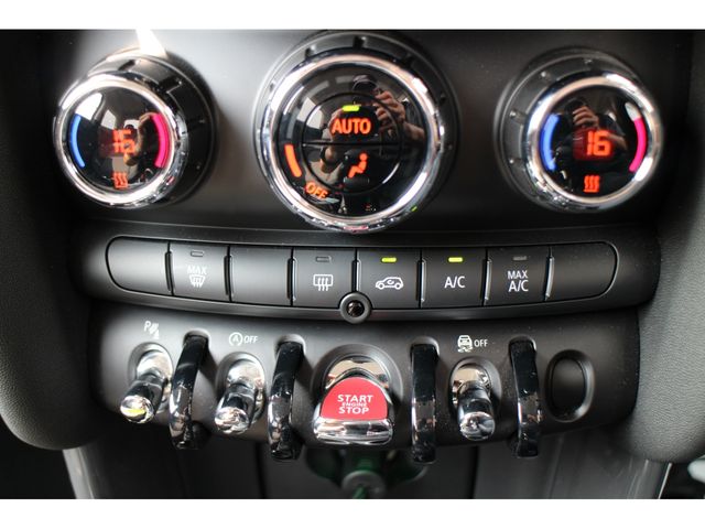Bmw MINI 2020-10 703-28