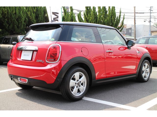 Bmw MINI 2020-10 703-6