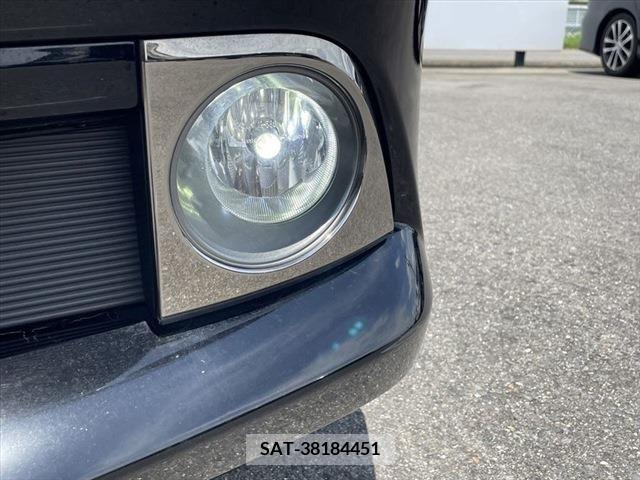Toyota ESQUIRE 2015-04 321429-14