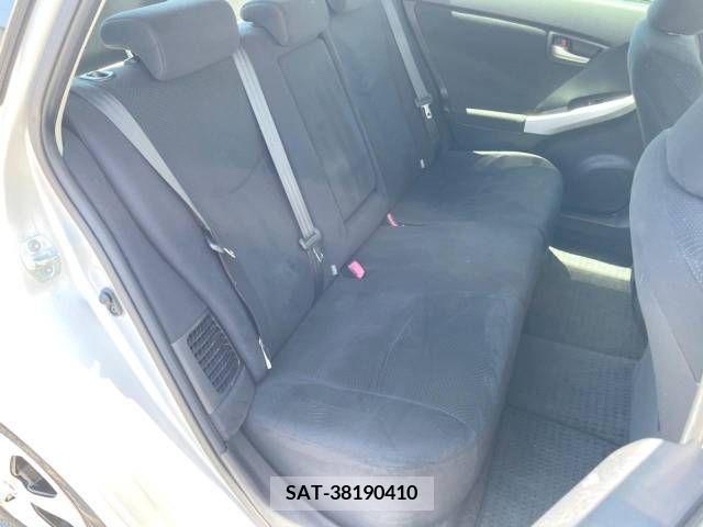 Toyota PRIUS 2013-10 322043-8