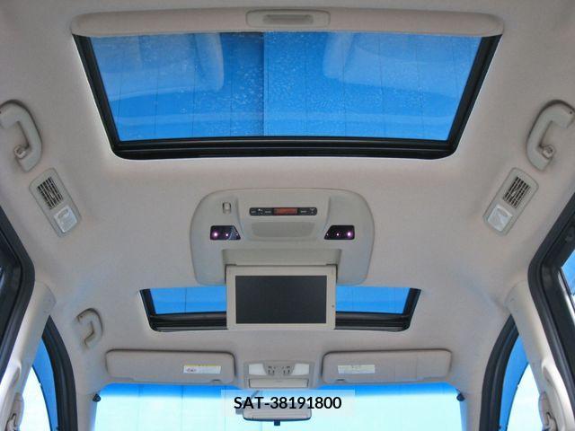 Nissan ELGRAND 2017-10 297129-10