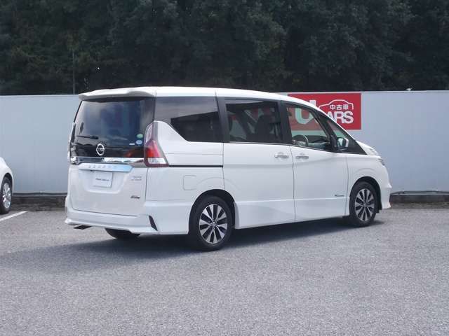 Nissan SERENA 2017-08 22146-1