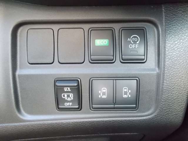 Nissan SERENA 2017-08 22146-11