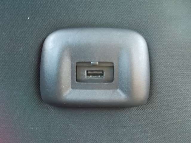 Nissan SERENA 2017-08 22146-8