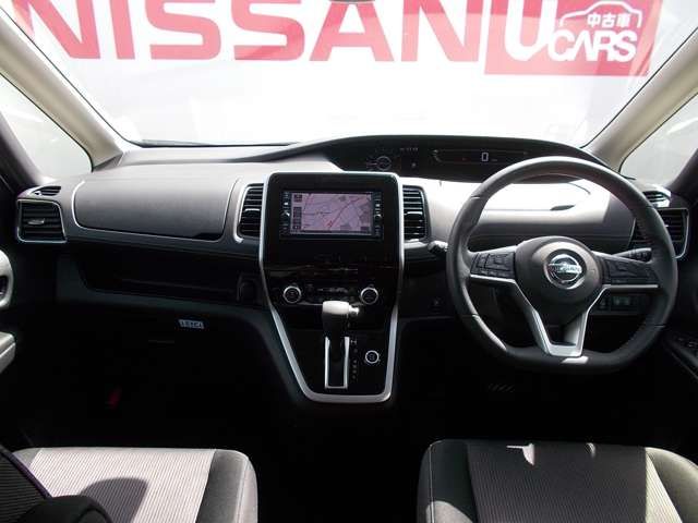 Nissan SERENA 2017-08 22146-2