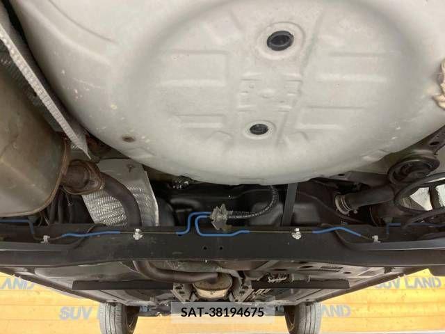 Nissan JUKE 2012-04 253603-18
