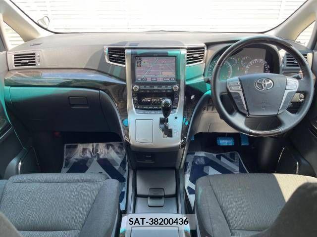 Toyota ALPHARD 2012-08 299892-1