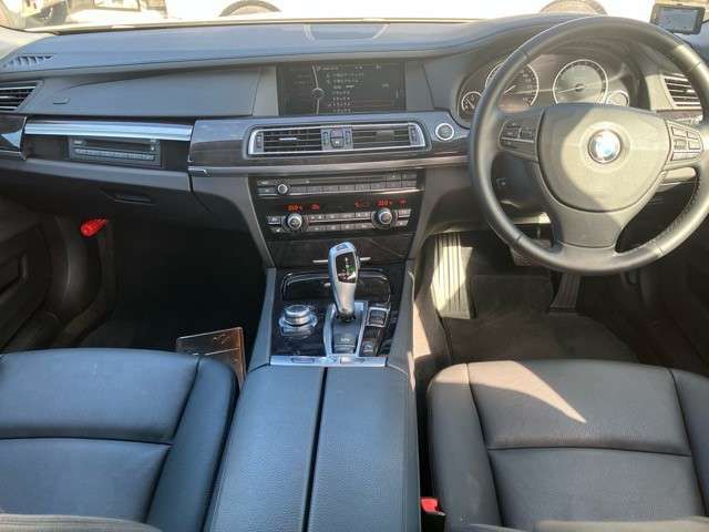Bmw 7 SERIES 2009-09 195247-10