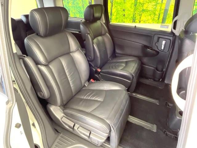 Nissan ELGRAND 2013-10 11721-9