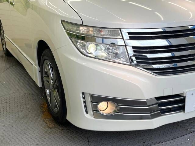 Nissan ELGRAND 2013-10 11721-12