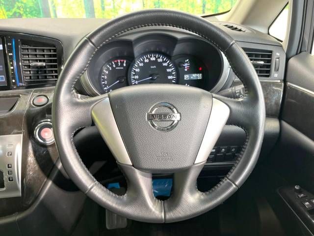 Nissan ELGRAND 2013-10 11721-11