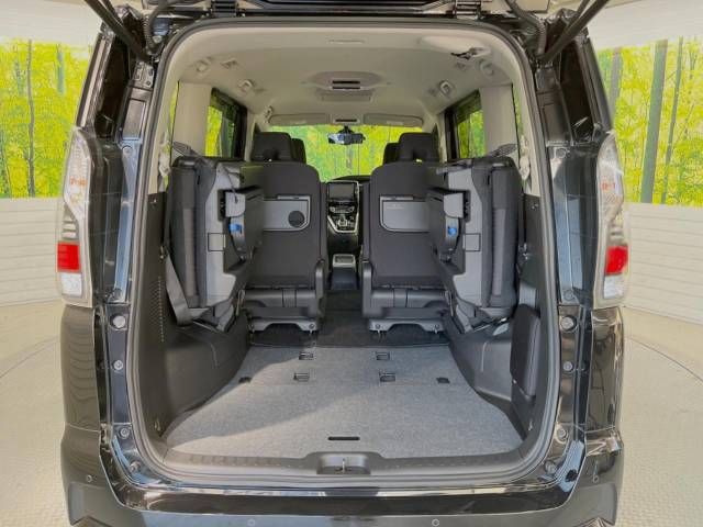 Nissan SERENA 2018-09 180474-11