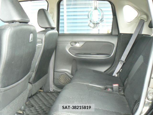 Daihatsu MOVE CUSTOM 2017-01 328073-26
