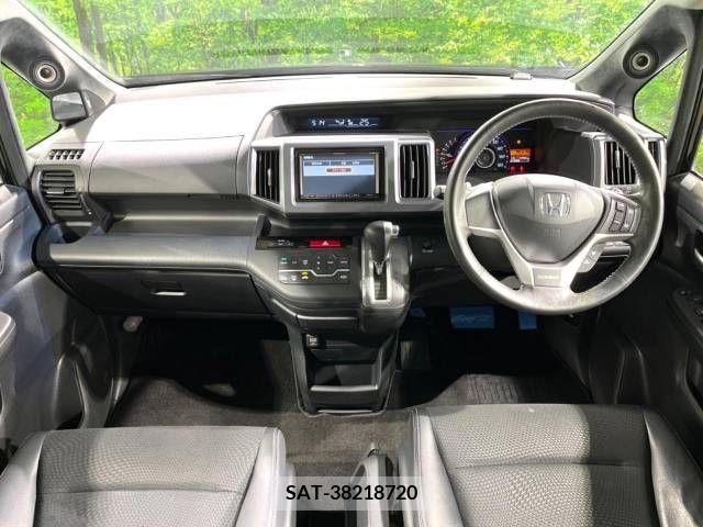 Honda e 2013-10 256306-1