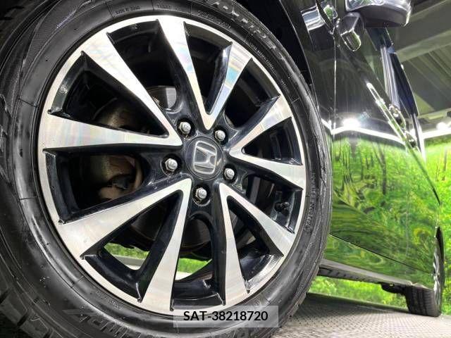 Honda e 2013-10 256306-14