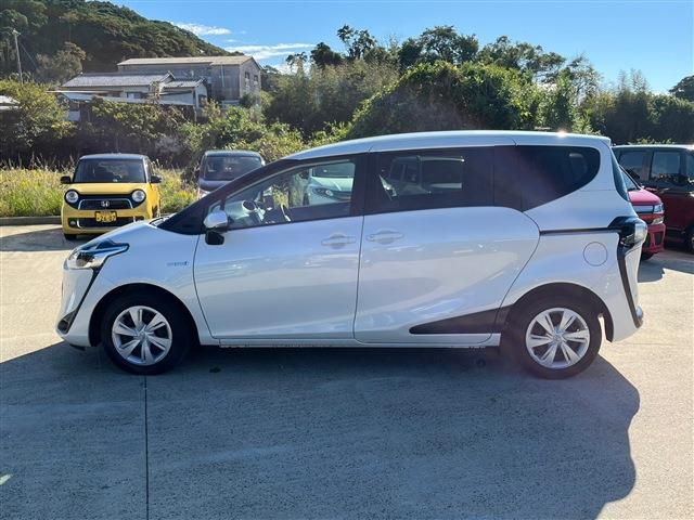 Toyota SIENTA 2020-09 19016-4
