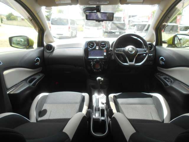 Nissan NOTE 2017-06 24068-2