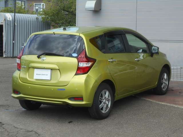 Nissan NOTE 2017-06 24068-1
