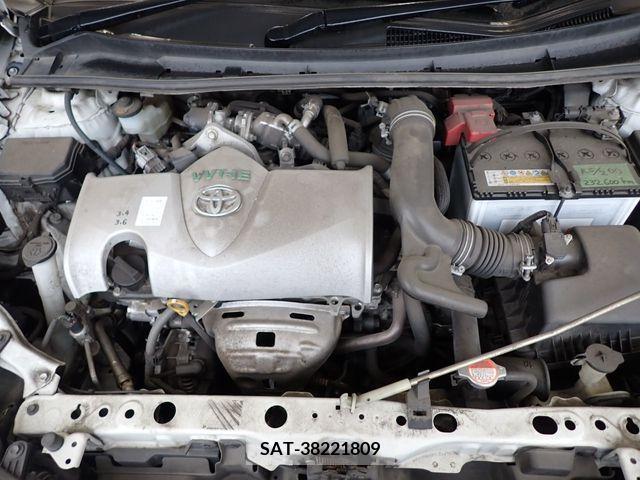 Toyota COROLLA AXIO 2016-02 214031-3