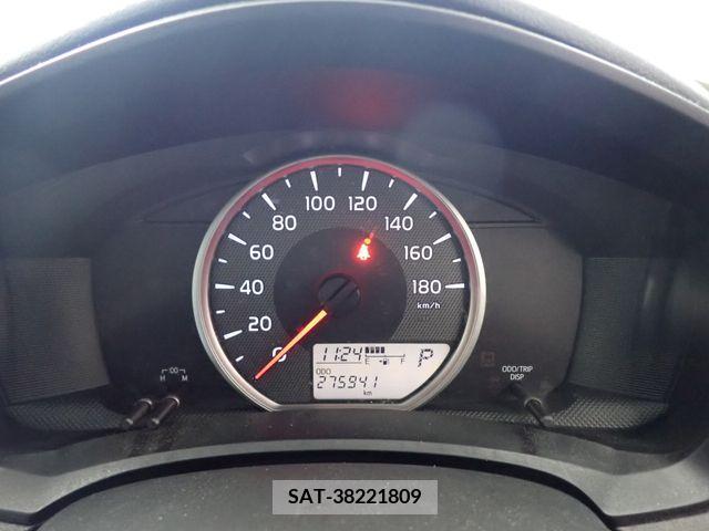Toyota COROLLA AXIO 2016-02 214031-6