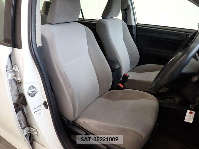 Toyota COROLLA AXIO 2016-02 214031-8