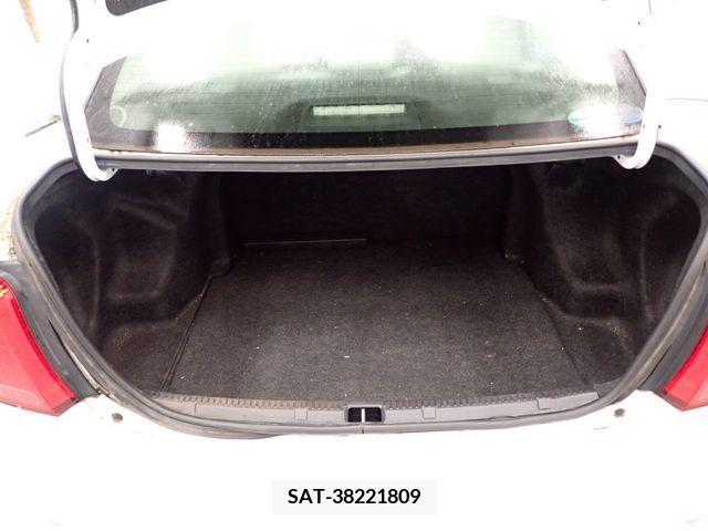 Toyota COROLLA AXIO 2016-02 214031-10