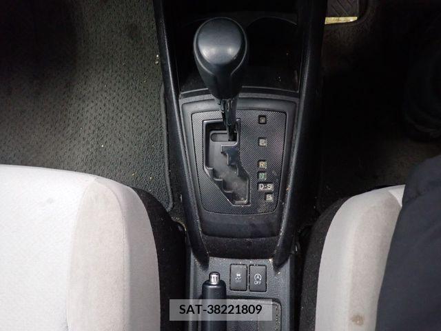 Toyota COROLLA AXIO 2016-02 214031-13