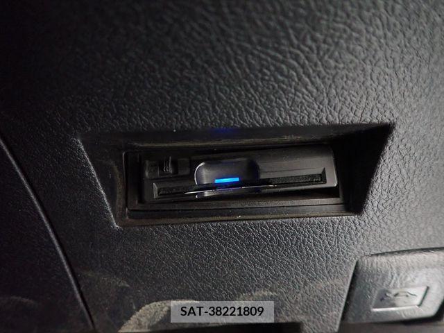 Toyota COROLLA AXIO 2016-02 214031-14
