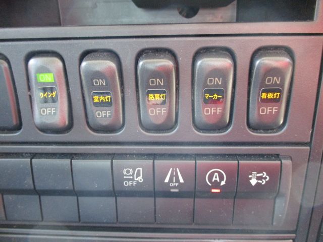 MITSUBISHI FUSO Fighter 2020-07 2296-17