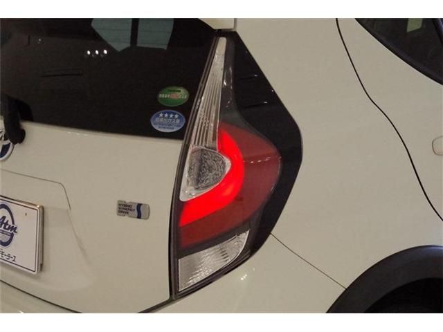 Toyota AQUA 2018-03 28519-28
