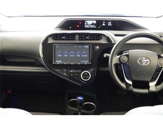 Toyota AQUA 2018-03 28519-1