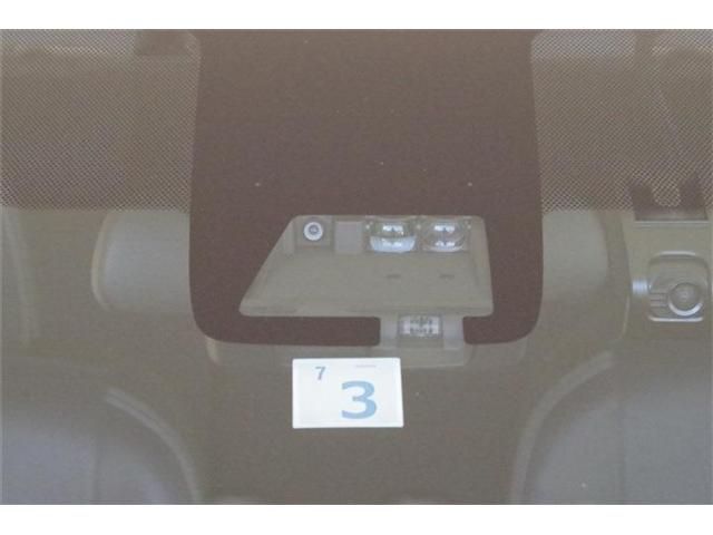 Toyota AQUA 2018-03 28519-5