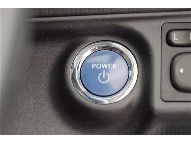 Toyota AQUA 2018-03 28519-11
