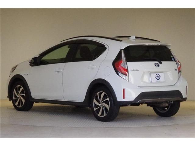 Toyota AQUA 2018-03 28519-20