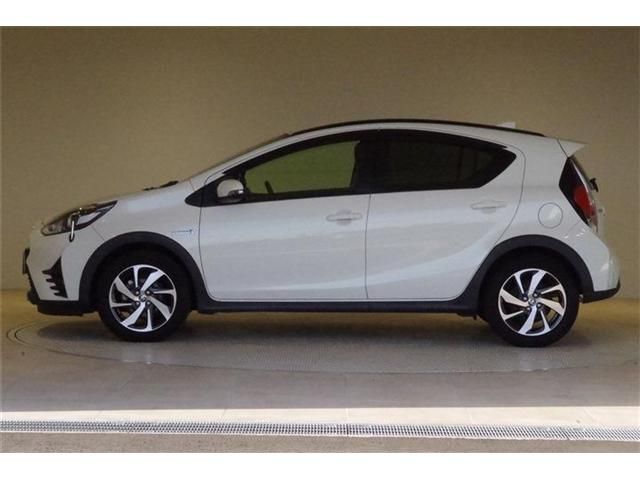Toyota AQUA 2018-03 28519-19