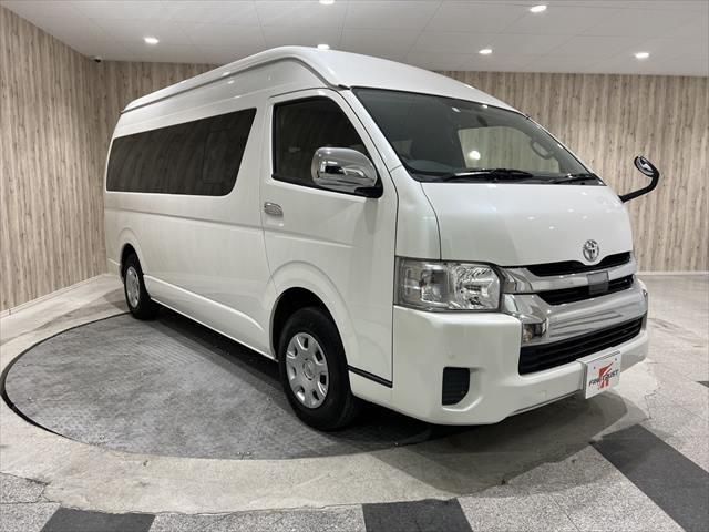 Toyota HIACE WAGON 2019-03 188640-2