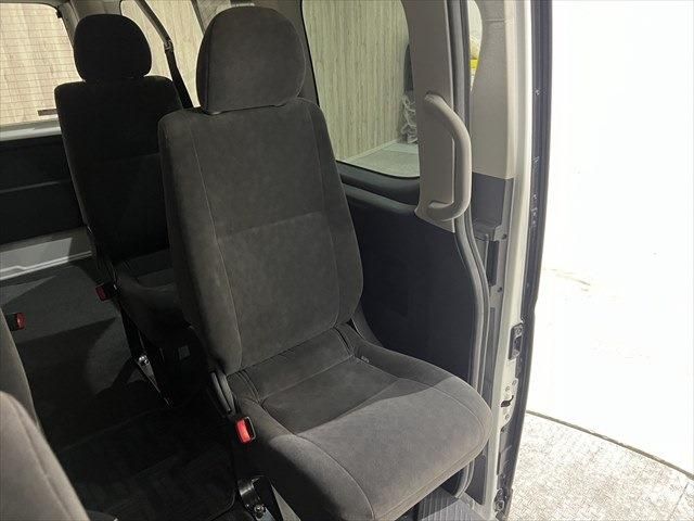 Toyota HIACE WAGON 2019-03 188640-22