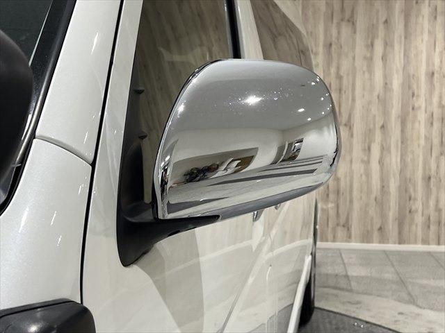 Toyota HIACE WAGON 2019-03 188640-11