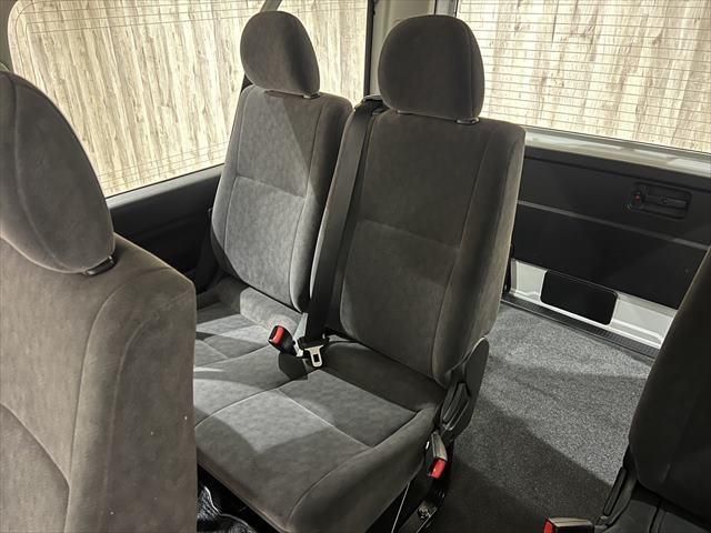 Toyota HIACE WAGON 2019-03 188640-21