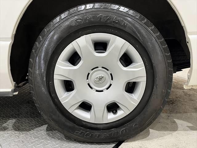 Toyota HIACE WAGON 2019-03 188640-13