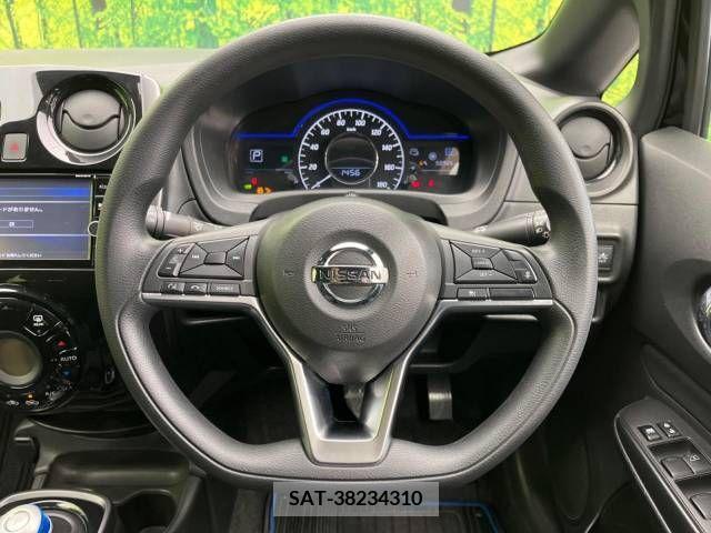 Nissan NOTE 2018-01 376063-11