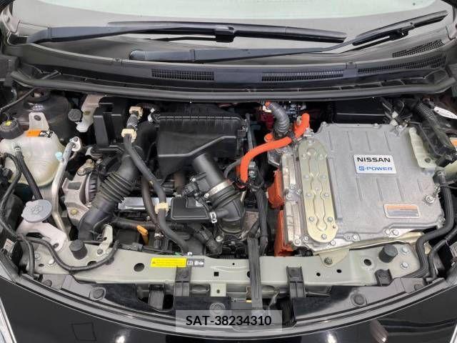 Nissan NOTE 2018-01 376063-18