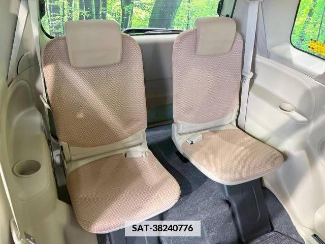 Toyota SIENTA 2012-03 375927-10