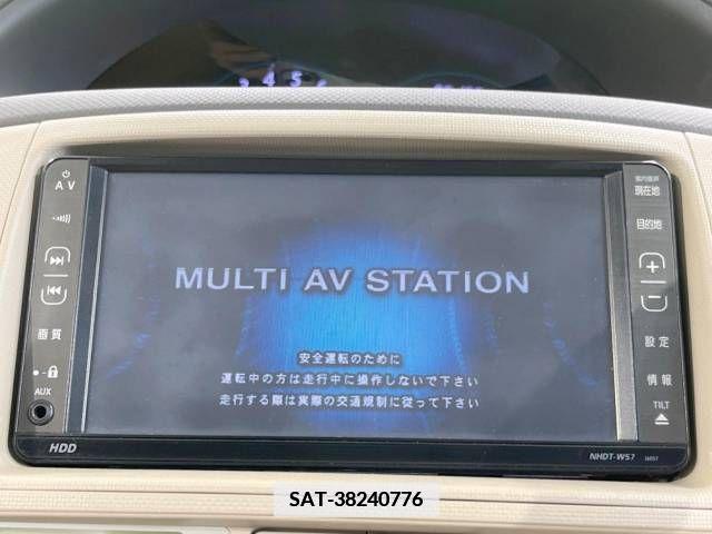 Toyota SIENTA 2012-03 375927-2