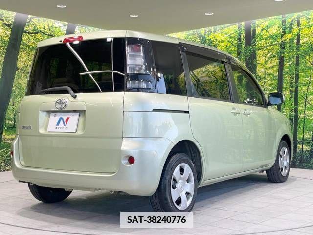 Toyota SIENTA 2012-03 375927-18